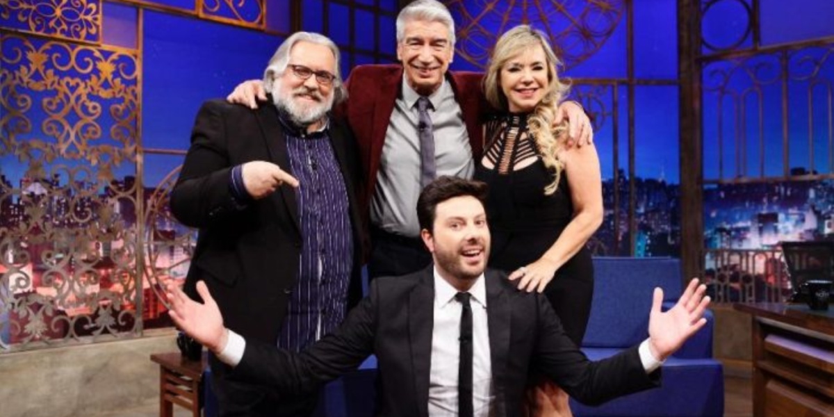 http://tvfoco.uai.com.br/wp-content/uploads/2015/05/Daniela-Mercury.jpg