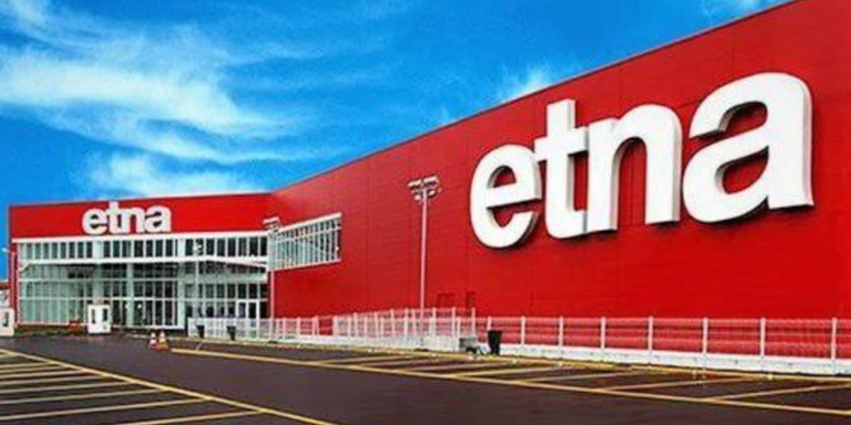 A varejo encerrou suas atividades com descontos de 90% do seu estoque (Reprodução: Internet)