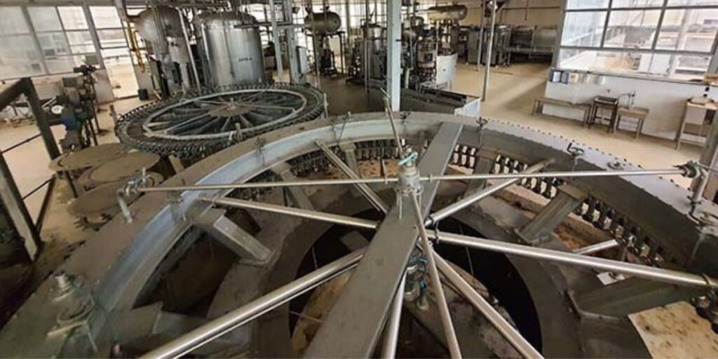 Fábrica da empresa que foi leiloada (Reprodução: Internet) Fábrica da empresa que foi leiloada (Reprodução: Internet)