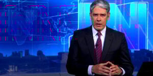 William Bonner, na bancada do Jornal Nacional, da Globo (Foto Reprodução/NTV)