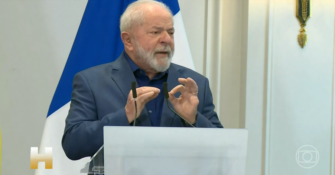 Lula durante coletiva falando sobre rebelião de exército Russo (Foto: Reprodução/ Globo)