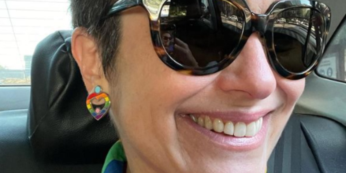 http://tvfoco.uai.com.br/wp-content/uploads/2015/05/Daniela-Mercury.jpg