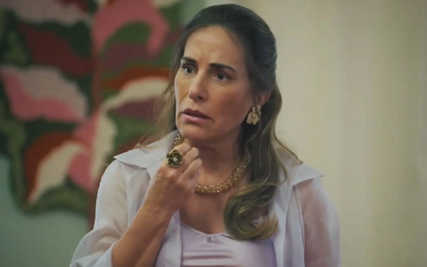 http://tvfoco.uai.com.br/wp-content/uploads/2015/05/Daniela-Mercury.jpg