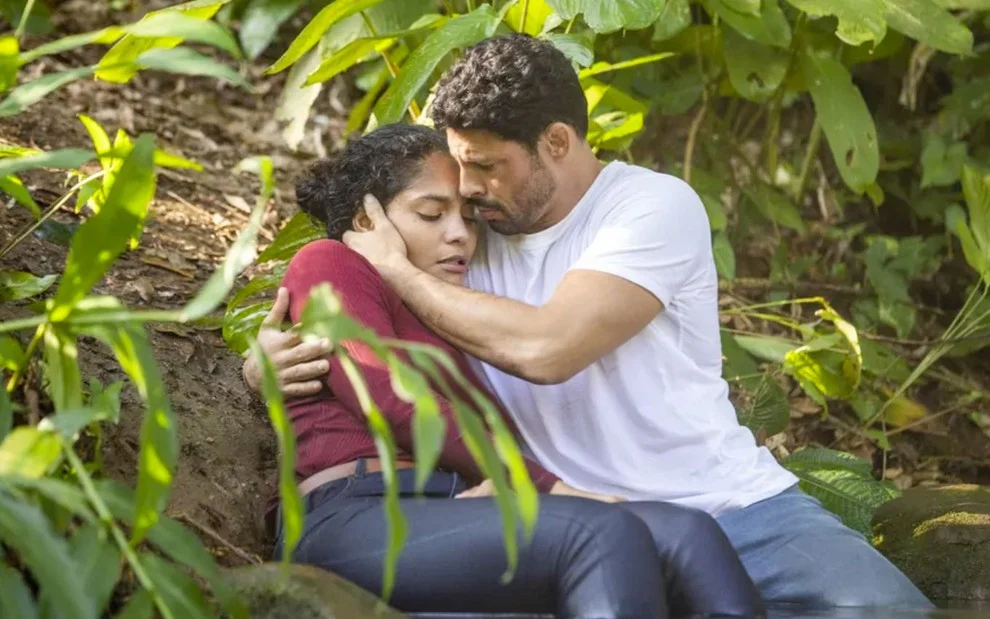 Caio salva a vida de Aline em Terra e Paixão - Foto Globo