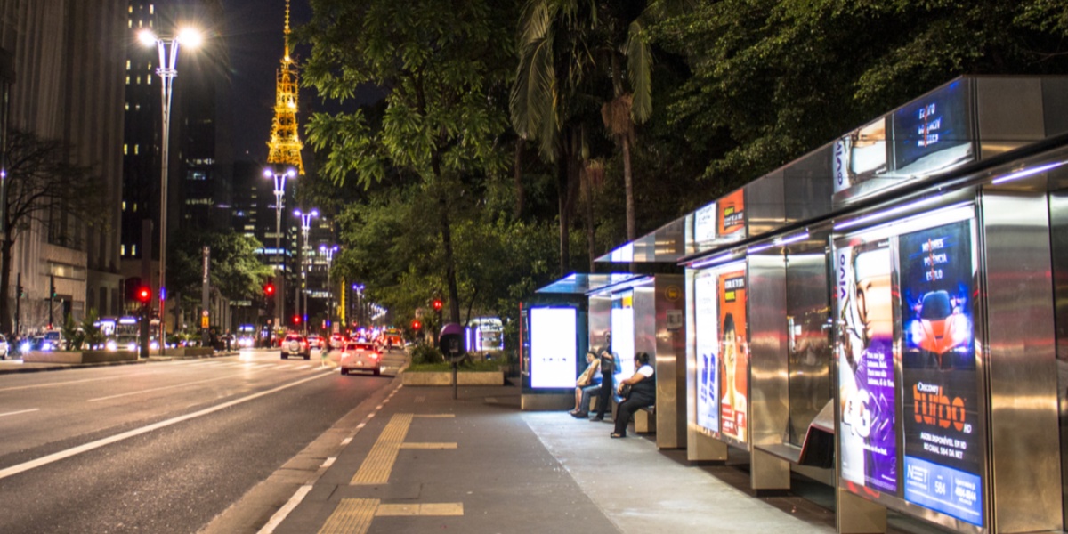 Globo fecha negócio com empresa dos painéis de publicidade no metrô e pontos de ônibus (Imagem Reprodução Internet)