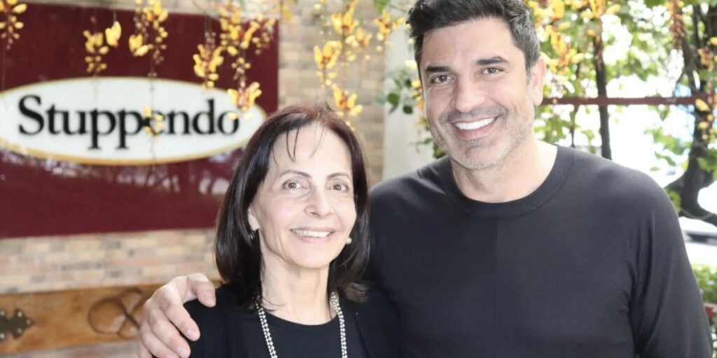 Edu Guedes e sua mãe, Leila Sanches, no Stuppendo (Foto: Stuppendo)