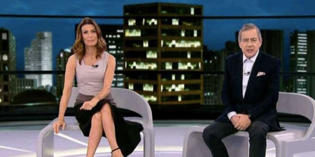 http://tvfoco.uai.com.br/wp-content/uploads/2015/05/Daniela-Mercury.jpg