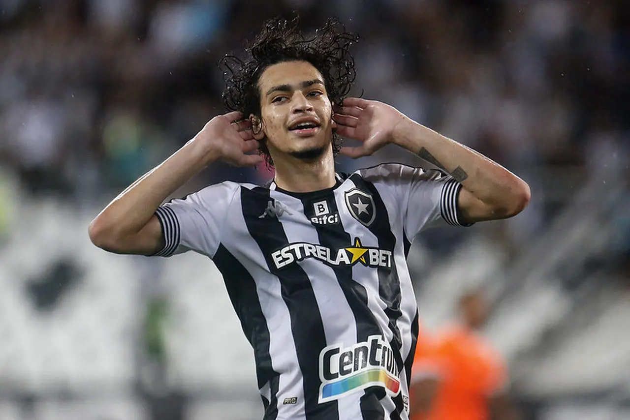 Matheus Nascimento é o craque que pode sair do Botafogo (Foto: Reprodução/ Internet)