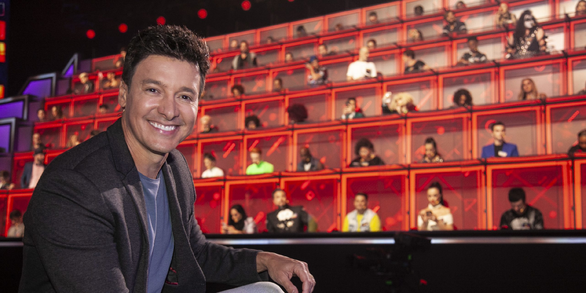 Rodrigo Faro sob comando do 'Canta Comigo' (Foto: Reprodução/ Internet)