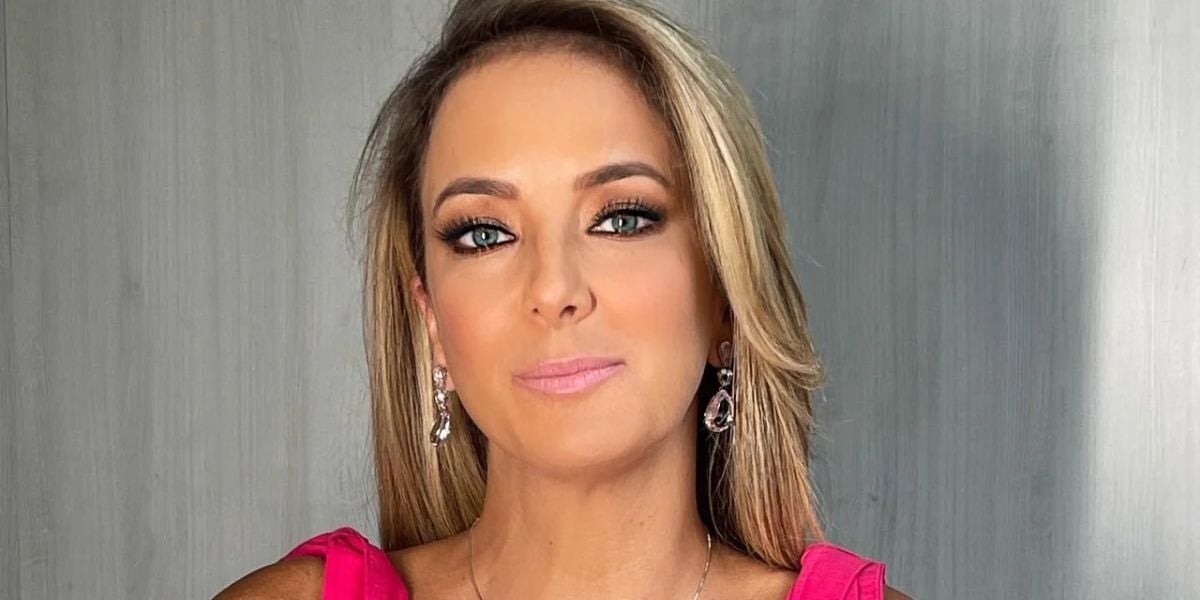 http://tvfoco.uai.com.br/wp-content/uploads/2015/05/Daniela-Mercury.jpg
