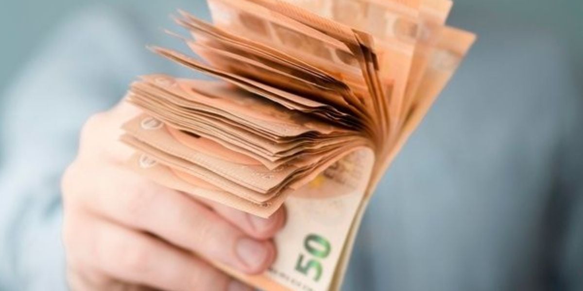 Valor ABSURDO do NOVO salário mínimo vira notícia - Foto: Internet