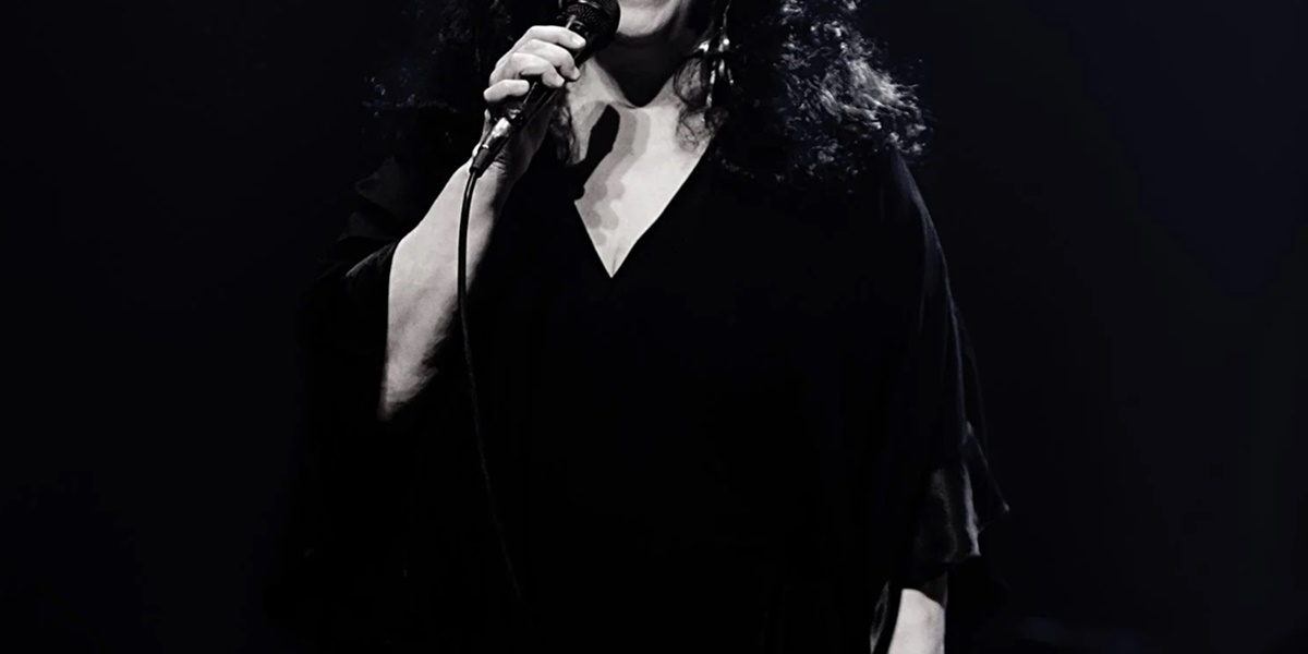 http://tvfoco.uai.com.br/wp-content/uploads/2015/05/Daniela-Mercury.jpg