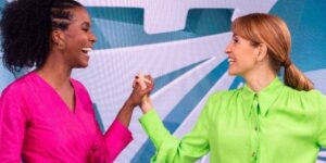 Maju Coutinho e Poliana Abritta no Fantástico (Foto: Reprodução / Globo)