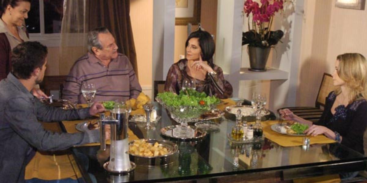 http://tvfoco.uai.com.br/wp-content/uploads/2015/05/Daniela-Mercury.jpg