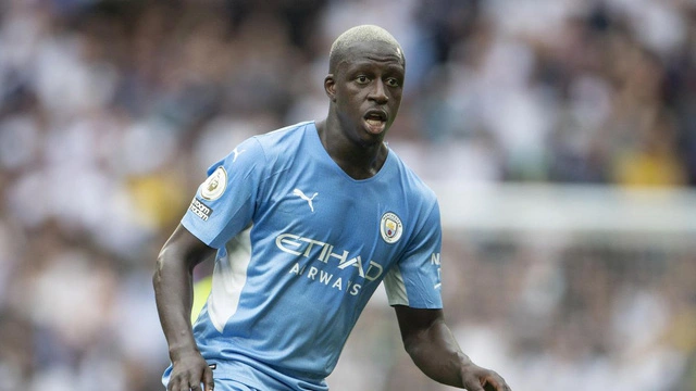Benjamin Mendy no Manchester City - Foto Reprodução Internet