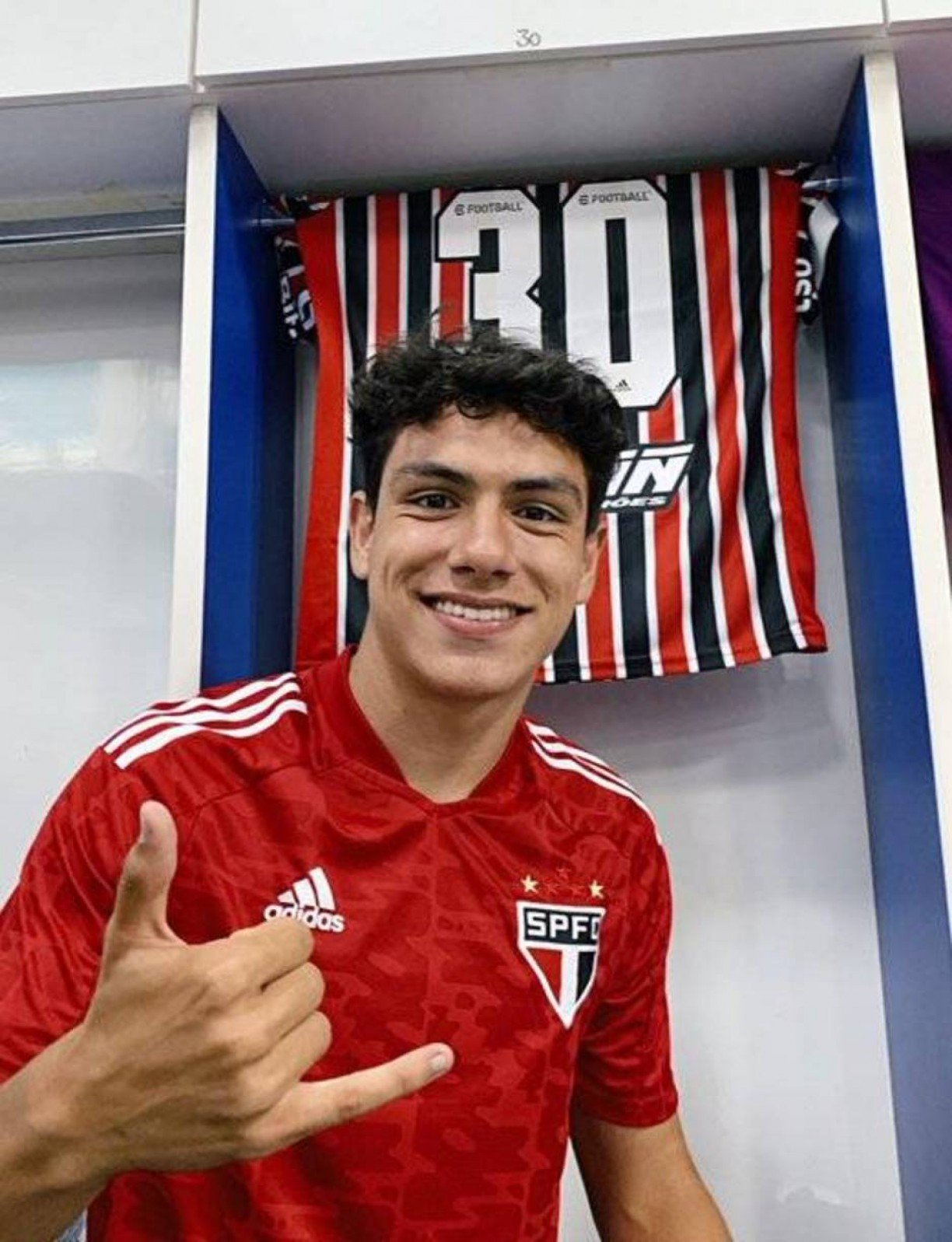 Jogador do São Paulo, João Moreira (Foto: Reprodução, Instagram)