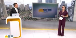 Rodrigo Bocardi e Sabina SImonato nos estúdios do Bom Dia SP (Reprodução: Globo)