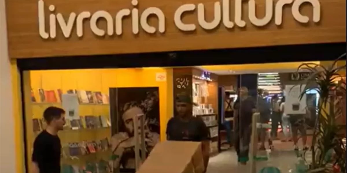 livraria-cultura-despejo http://tvfoco.uai.com.br/wp-content/uploads/2015/05/Daniela-Mercury.jpg