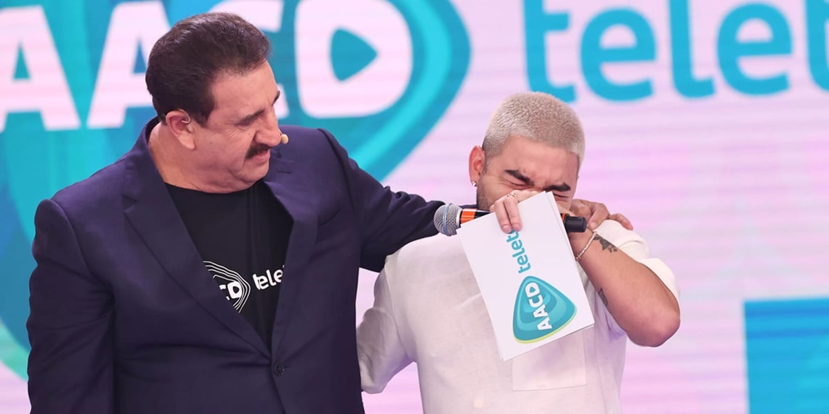 http://tvfoco.uai.com.br/wp-content/uploads/2015/05/Daniela-Mercury.jpg