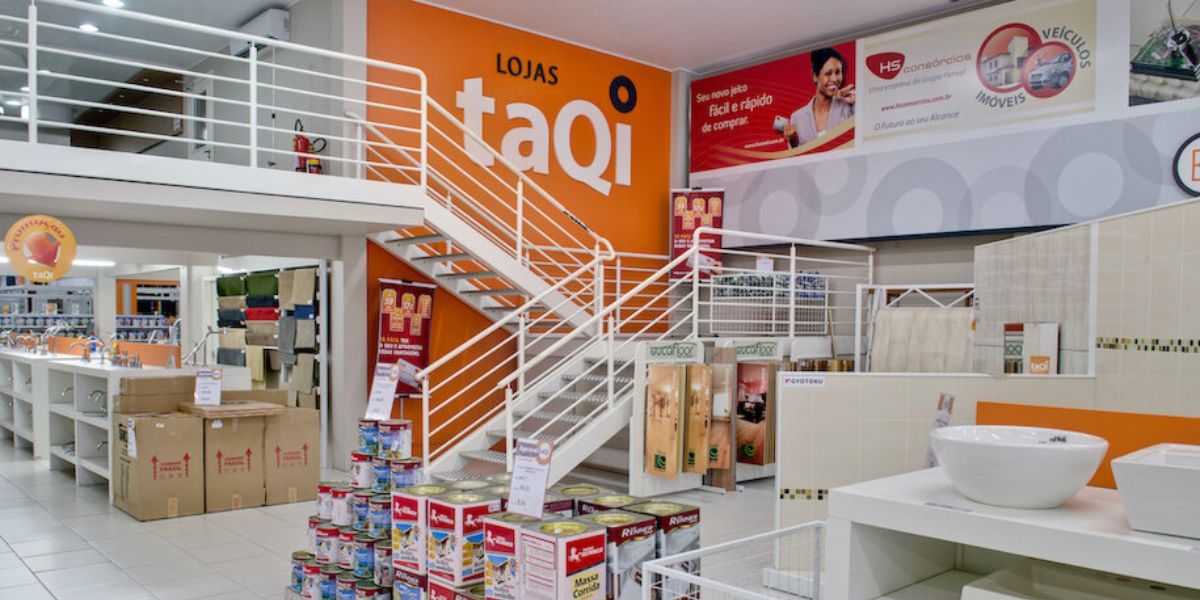 A empresa decidiu fechar 17 unidades por conta do cenário econômico do país (Reprodução: Internet)