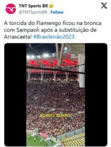 Torcida ficou furiosa com Sampaoli (Foto: Reprodução / Twitter)