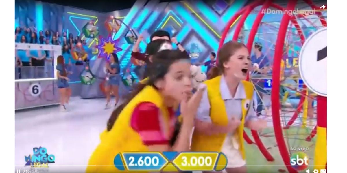 Atrizes ganham passa ou repassa (foto: Reprodução / Domingo Legal do SBT)