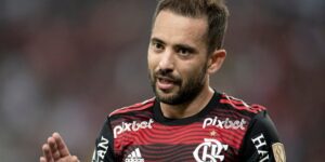 Éverton Ribeiro, jogador do multicampeão do Flamengo (Imagem Reprodução Internet)