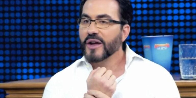 Padre Fábio de Melo revela tristeza ao lutar contra doença: “Nunca acordei feliz” Padre Fábio de Melo revela tristeza ao lutar contra doença: “Nunca acordei feliz”