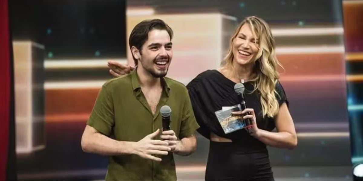http://tvfoco.uai.com.br/wp-content/uploads/2015/05/Daniela-Mercury.jpg