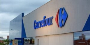 A compra de rede de supermercado pelo Carrefour (Reprodução: Internet)