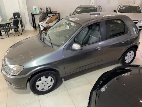 Chevrolet Celta Spirit ainda é um bom carro para adquirir (Foto: Divulgação)