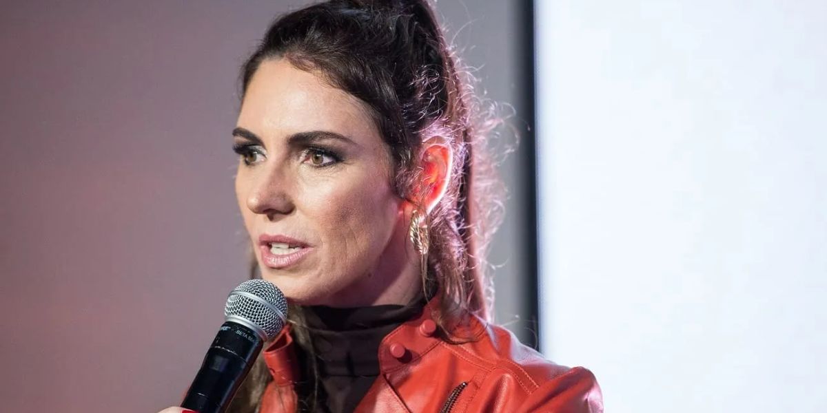 http://tvfoco.uai.com.br/wp-content/uploads/2015/05/Daniela-Mercury.jpg