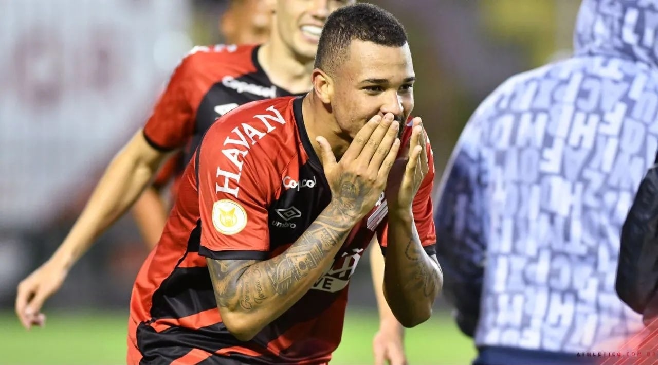 Reforço do Cruzeiro é afastado de clube (Foto: Divulgação)