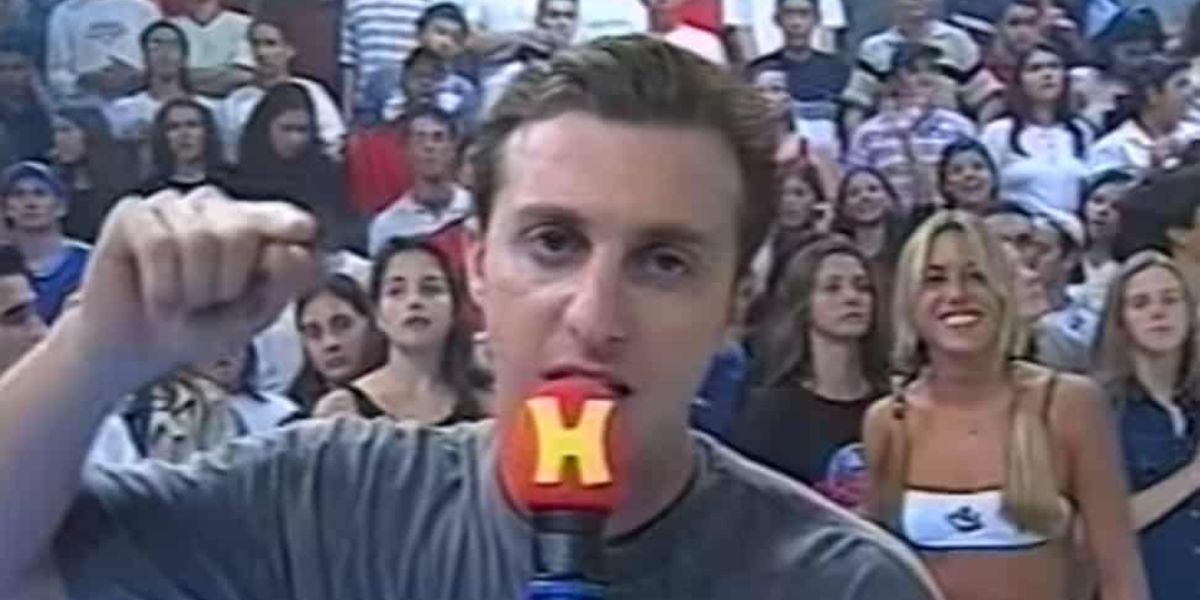 Luciano Huck no comando do programa H (Reprodução: Band)