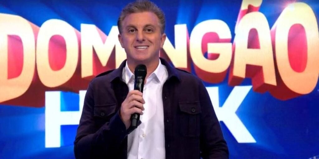 Luciano Huck no comando do Domingão (Reprodução: Globo)
