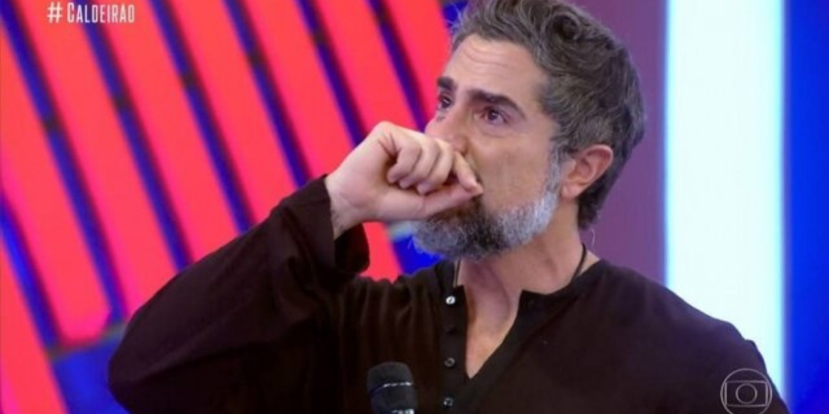 http://tvfoco.uai.com.br/wp-content/uploads/2015/05/Daniela-Mercury.jpg