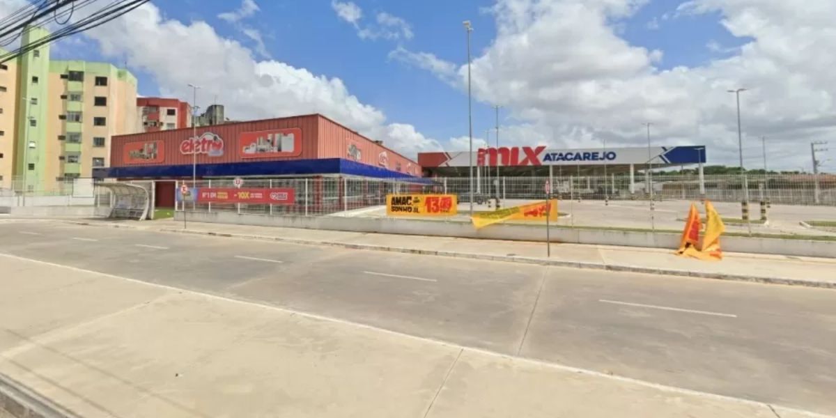 Mix Mateus foi o local em que o rapaz acabou morrendo engasgado com um pedaço de presunto (Reprodução: Interenet)