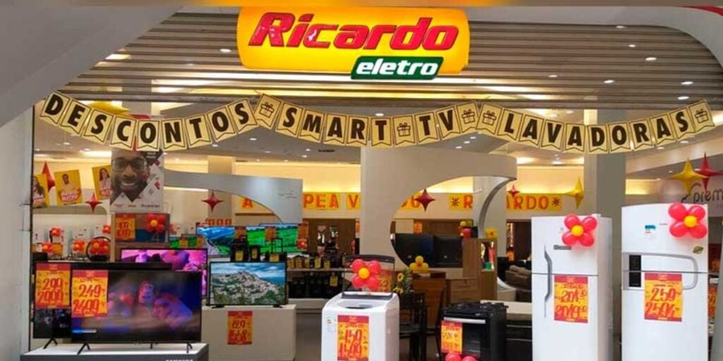 Ricardo Eletro, Falência, Magazine Luiza