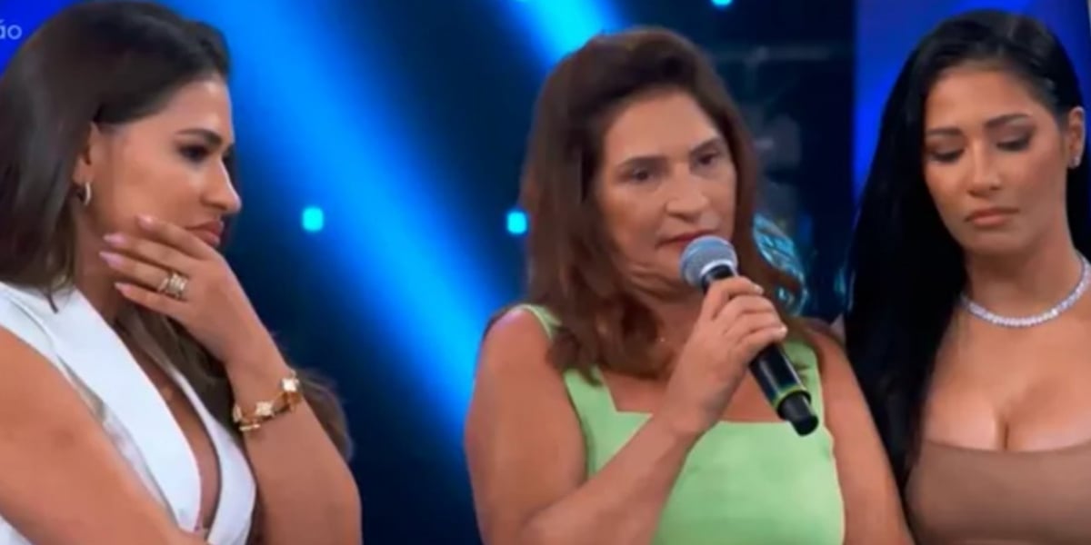 http://tvfoco.uai.com.br/wp-content/uploads/2015/05/Daniela-Mercury.jpg