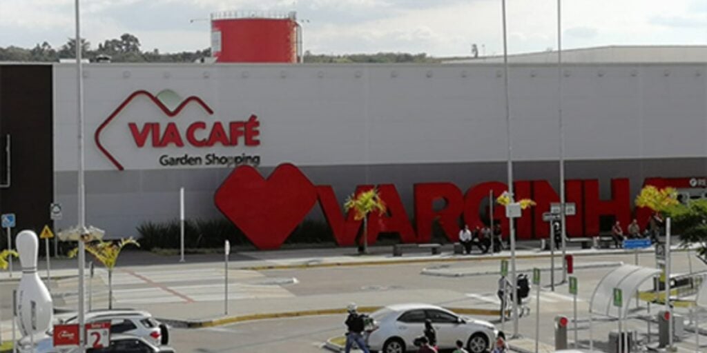 Via Café Shopping Center, em Varginha (MG) faz parte do grupo PCS Shoppings (Foto: Madnezz)