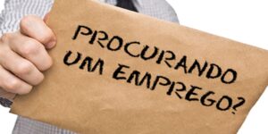 PRESENTE pra quem procura emprego acaba de chegar - Foto: Internet