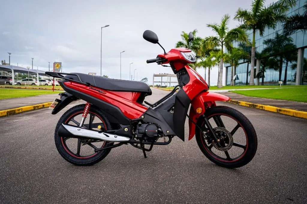 Shineray Phoemix S EFI vem com preço baixo (Foto: Divulgação)