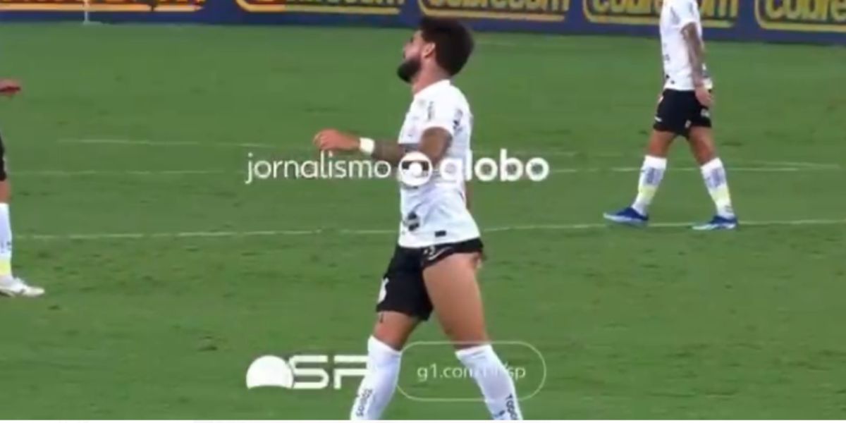 Jogador Yuri Alberto no fim do Bom Dia São Paulo (Foto: Reprodução / Globo)