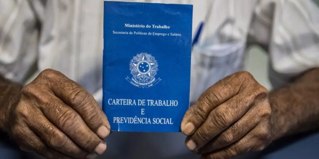 Segundo o IBGE, a taxa de desemprego no trimestre, encerrado em julho de 2023, caiu para 7,9%, sendo o menor resultado desde 2014 (Foto: Governo Federal)