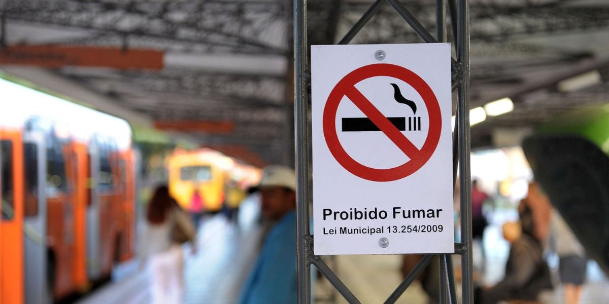Nova lei proíbe cigarros eletrônicos em ambientes coletivos (Foto: Internet)