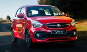 Toyota Vitz (Reprodução/Internet)