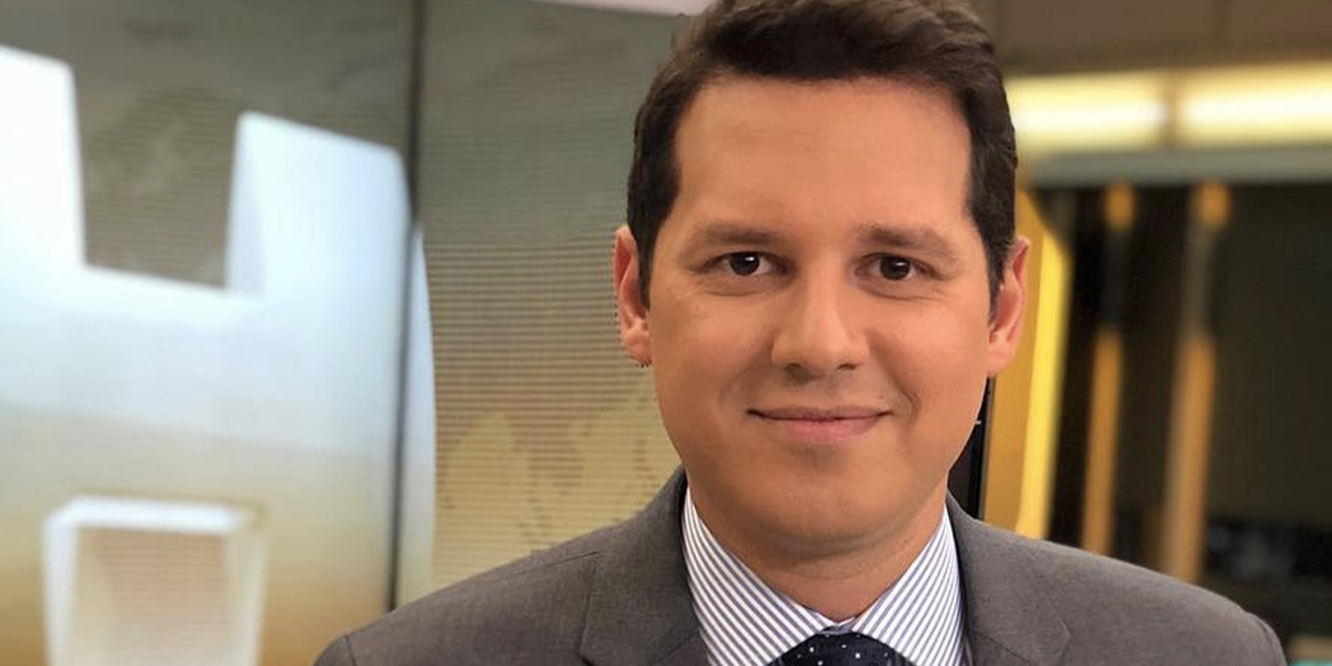 Dony de Nuccio apresentando o Jornal Hoje (Reprodução/Internet)