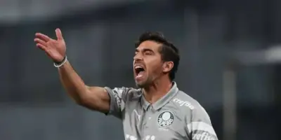 Tite e Felipão comemoram: Craque ESTÁ FORA do Palmeiras e deixa Abel desesperado na reta final do Brasileirão