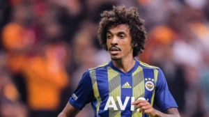 Jogador Luiz Gustavo - Foto Reprodução Internet