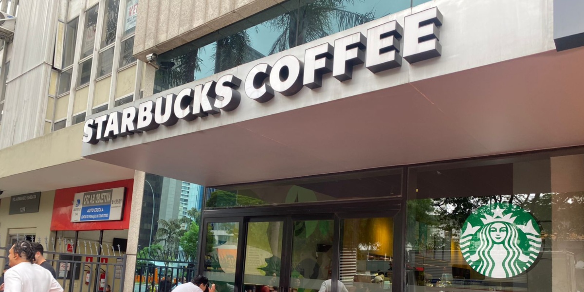 Unidade do Starbucks - Foto: Reprodução/Internet
